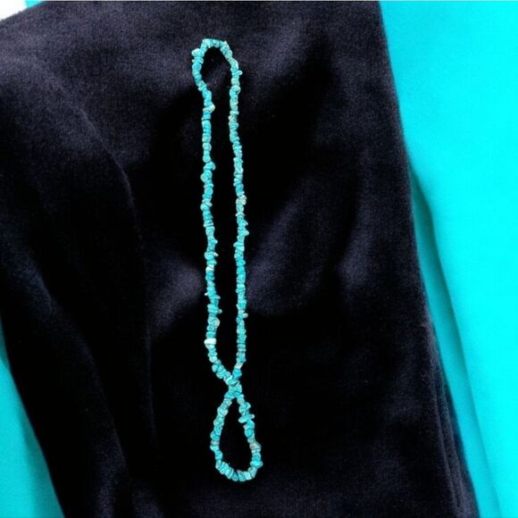 Turquoise Beaded Necklace 32" Western Tribal Blue Howlite Stone Chip Jewelry NEW - Picture 3 of 5